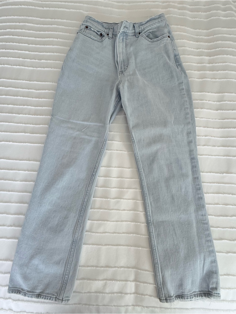 Abercrombie & Fitch Light Blue The Ankle Straight Ultra High Rise Curve Love 28